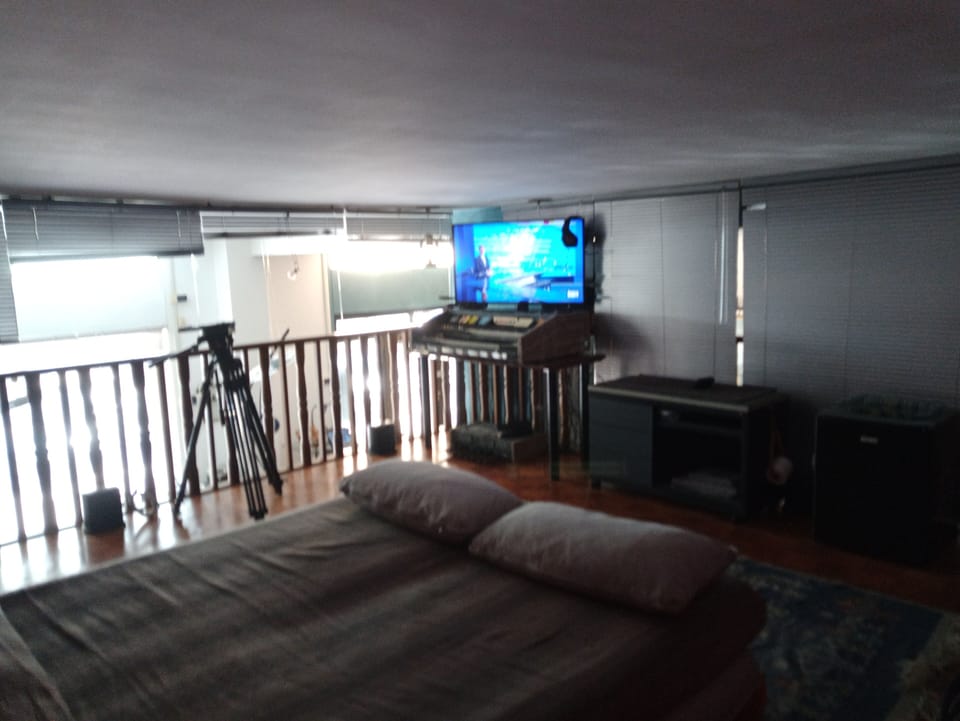 Deluxe Townhome | 1 bedroom, free minibar items, free WiFi, bed sheets