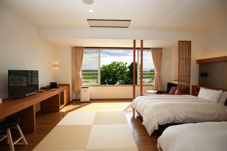 Japanese Western Style Room, 40sqm (River side), Non Smoking | In-room safe, iron/ironing board, free WiFi, bed sheets