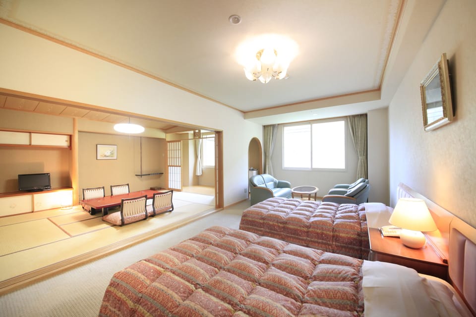 Deluxe Room, Non Smoking (Japanese-Western room) | In-room safe, desk, free WiFi, bed sheets
