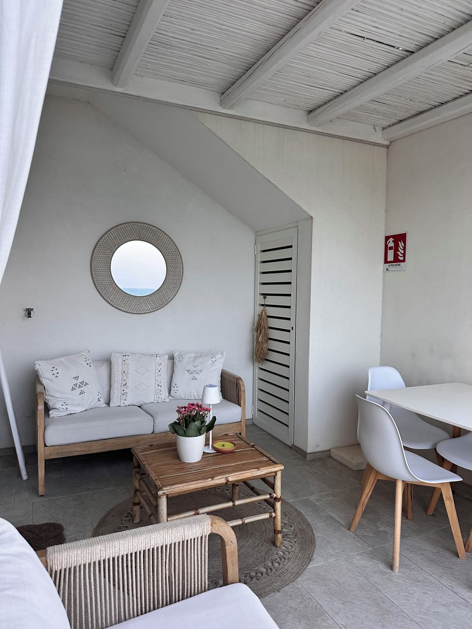 2-bedroom condo in peaceful San Foca with AC and charm Apartment in Italy