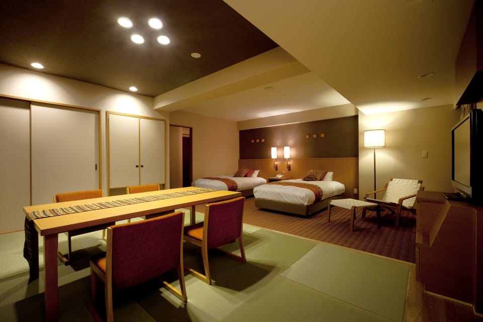 In-room safe, iron/ironing board, bed sheets