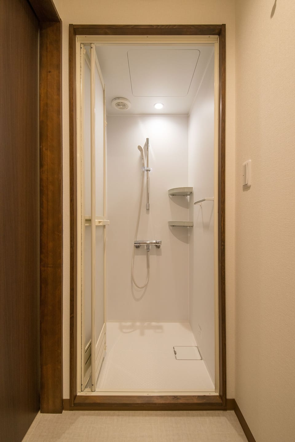 Twin Room with Shower | Premium bedding, in-room safe, desk, blackout drapes