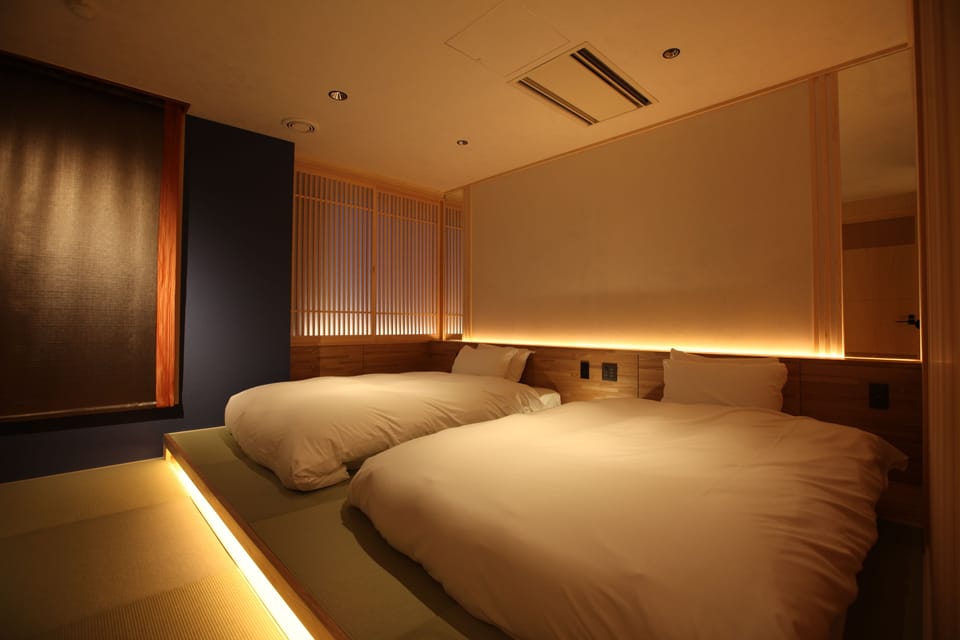 Junior Suite, Non Smoking | In-room safe, desk, laptop workspace, free WiFi