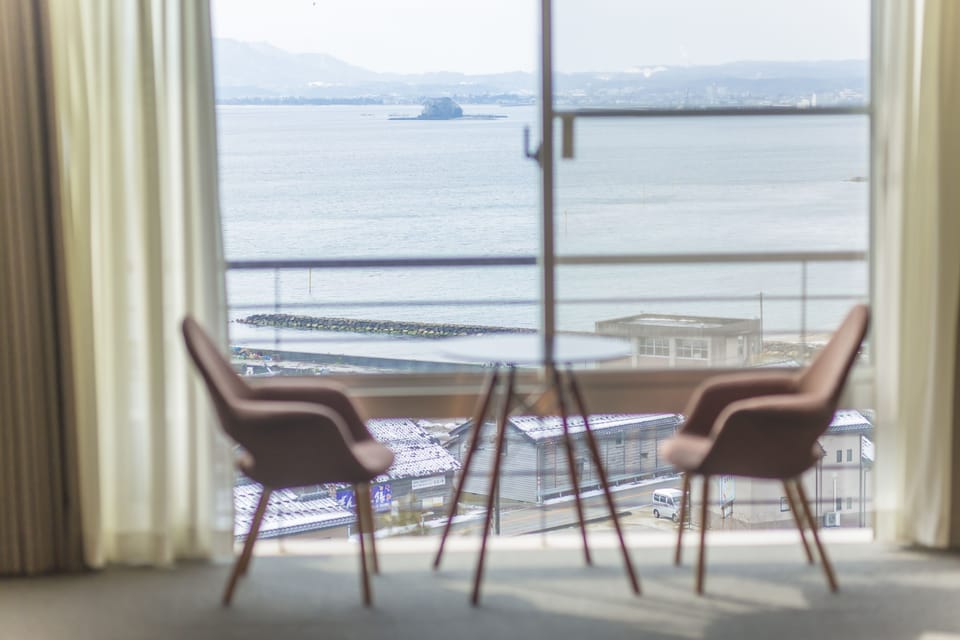 Japanese Style Room | In-room safe, desk, soundproofing, free WiFi