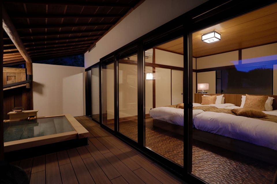 Standard Suite, 1 Bedroom, Non Smoking, Terrace | Premium bedding, in-room safe