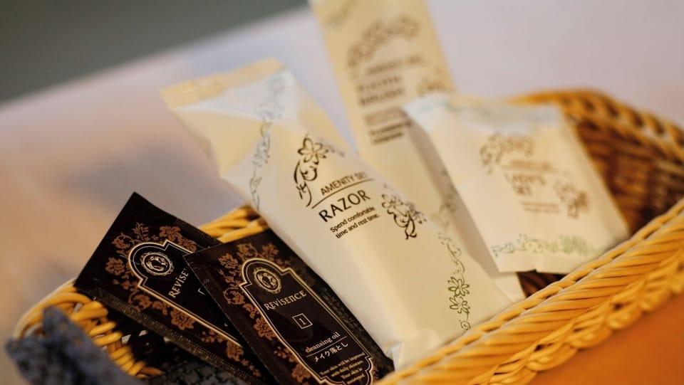 Bathroom amenities