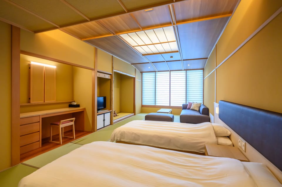 Comfort Twin Room, 2 Twin Beds, Sea View, Beachside | In-room safe, free WiFi