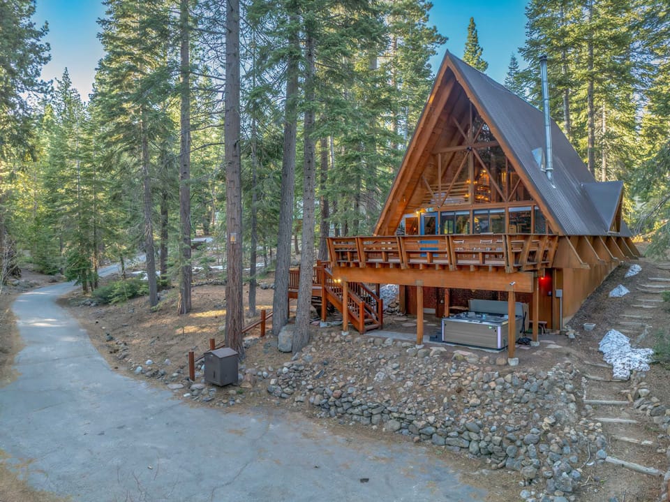 Exterior: On-site parking for 6 cars in the driveway