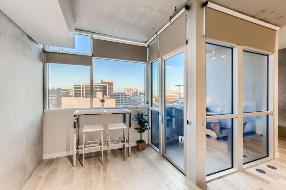 Airport style window seat with viewing porch