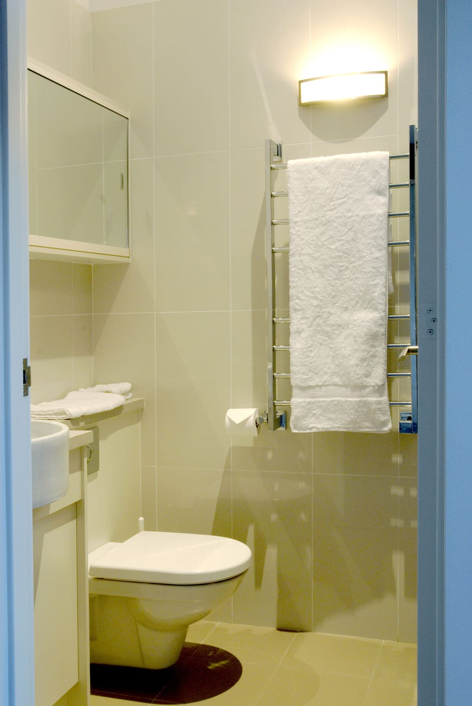 Bathroom amenities