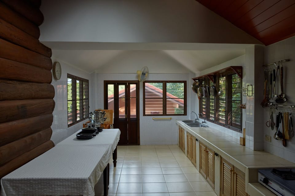 Piromrat Country Home | Terrace/patio