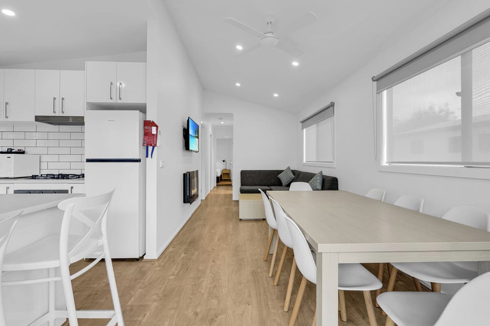 Family Villa, 3 Bedrooms | In-room dining