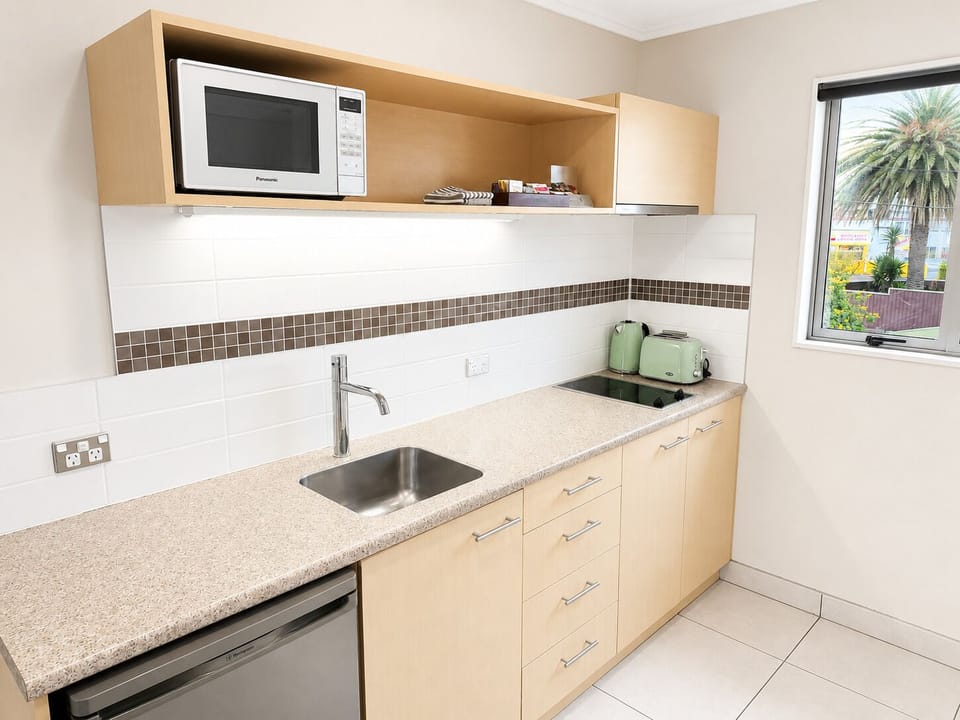 Microwave, stovetop, coffee/tea maker, electric kettle