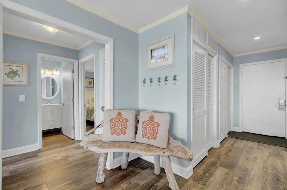Foyer at Turtle Cove