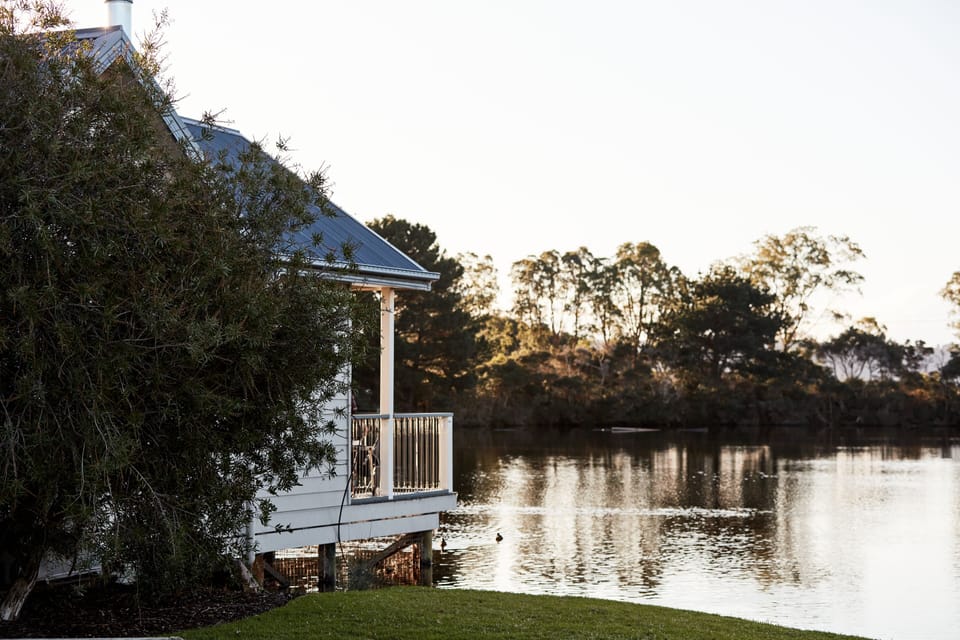 Luxury Lakeside Villa | Lake view