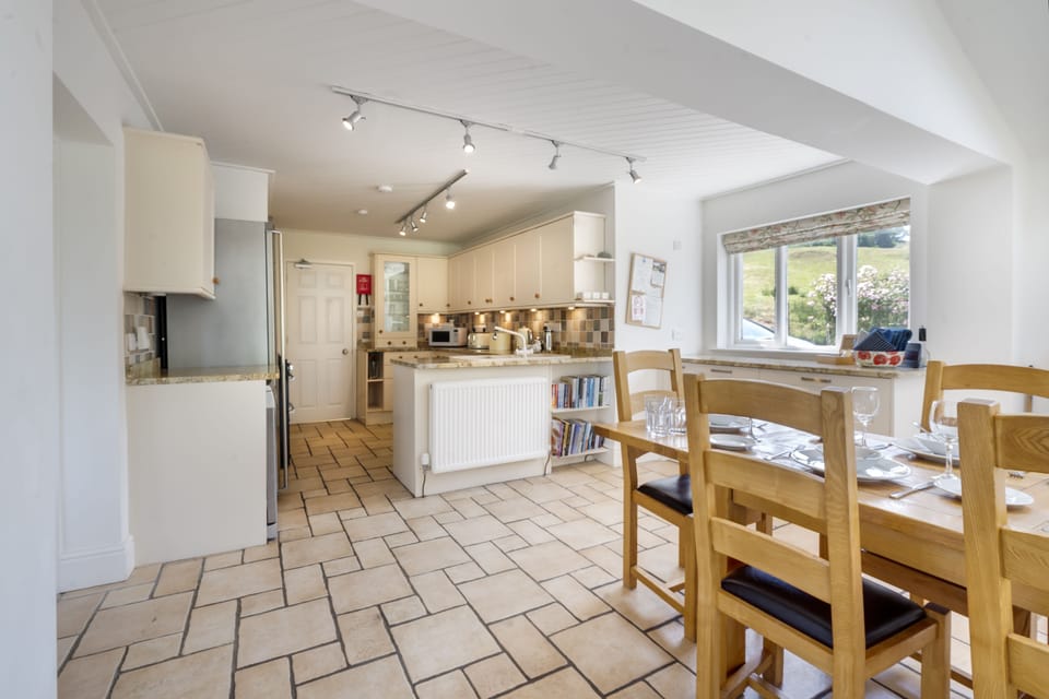 Dow Crag House | Coniston Holiday Cottage | Dining Area