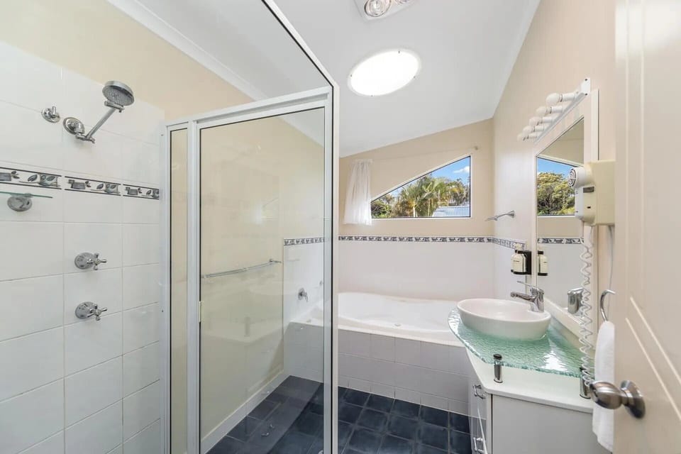 Ingenia Holidays Lake Macquarie Campground/ 
RV Resort in Lake Macquarie