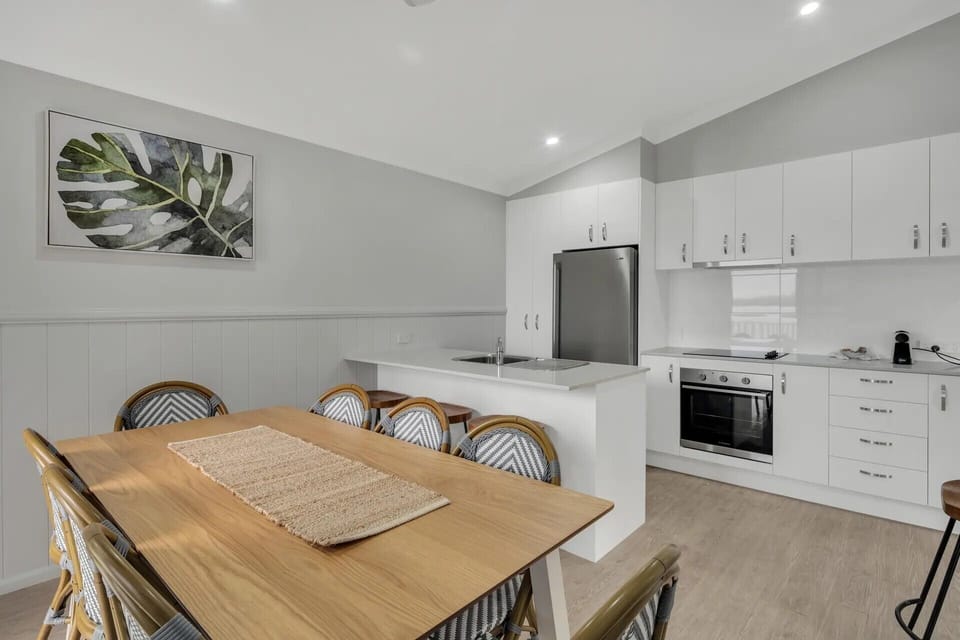 Superior Villa, 3 Bedrooms, Pets Not Allowed | Blackout drapes, WiFi (free), bed sheets