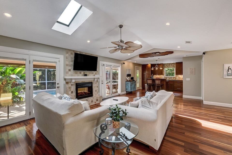 Looking into the kitchen and out into the backyard.