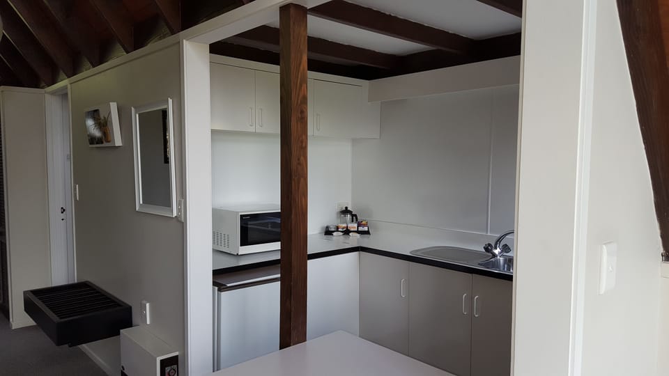 Fridge, microwave, coffee/tea maker, highchair