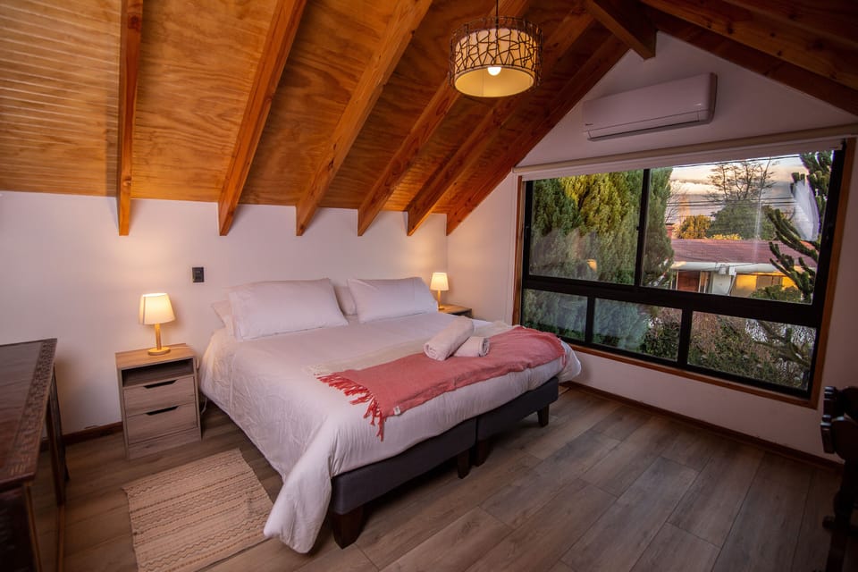 Premier Loft, 2 Bedrooms | Soundproofing, free WiFi
