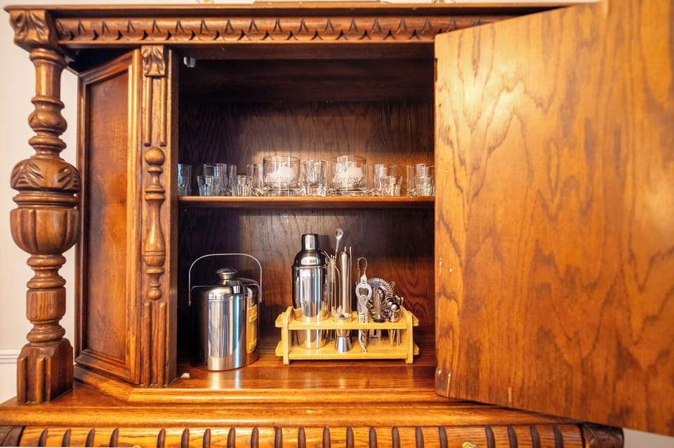 bourbon/cocktail bar