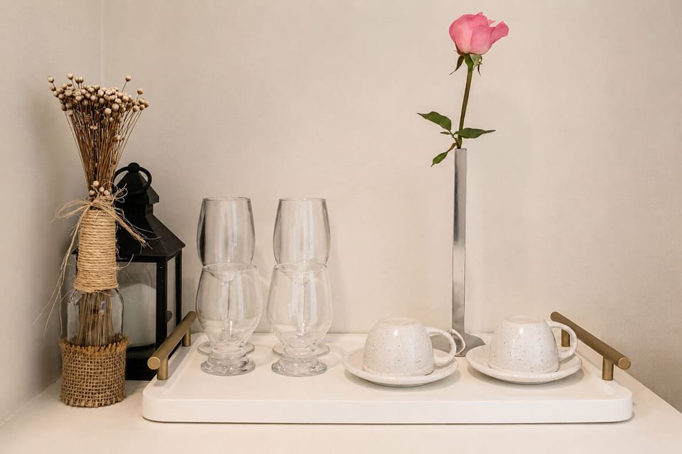 Premium Loft | Premium bedding, minibar, in-room safe, individually decorated