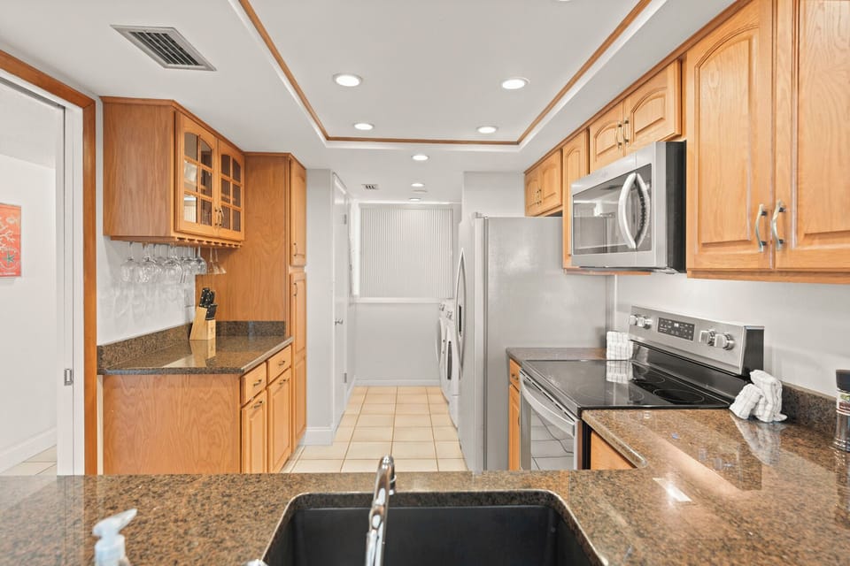 Fully equipped kitchen for all your basic cooking needs