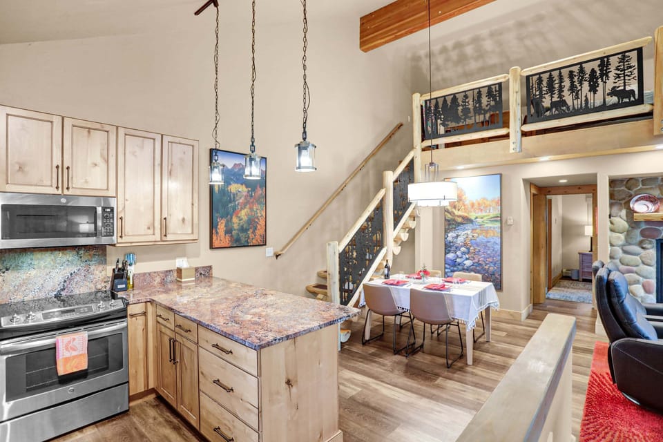 Full Kitchen