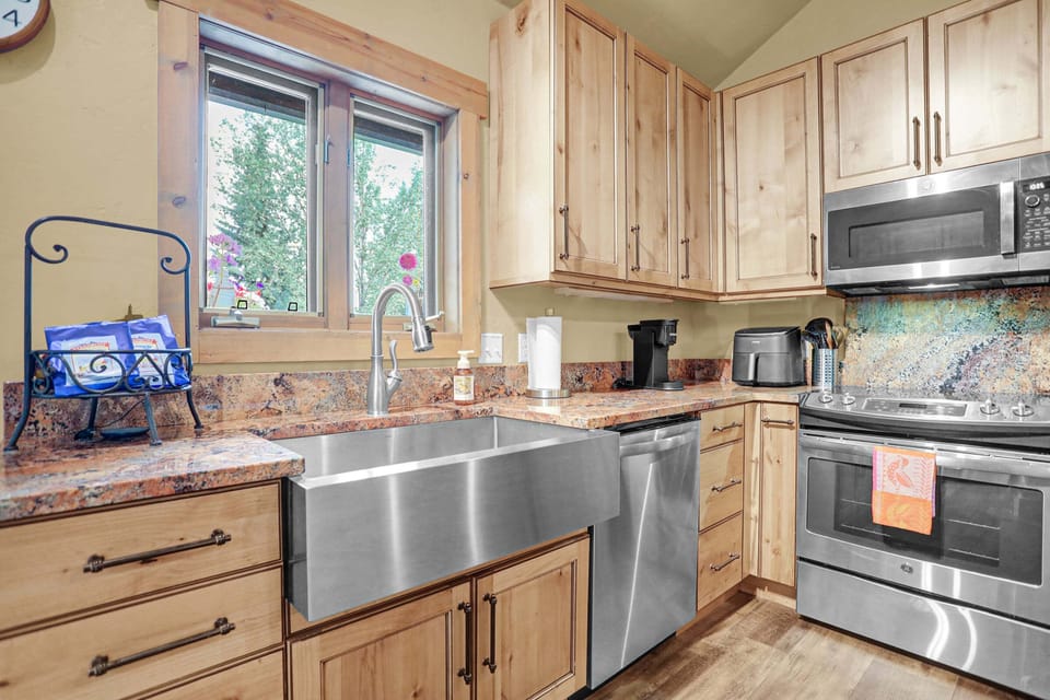 Full Kitchen