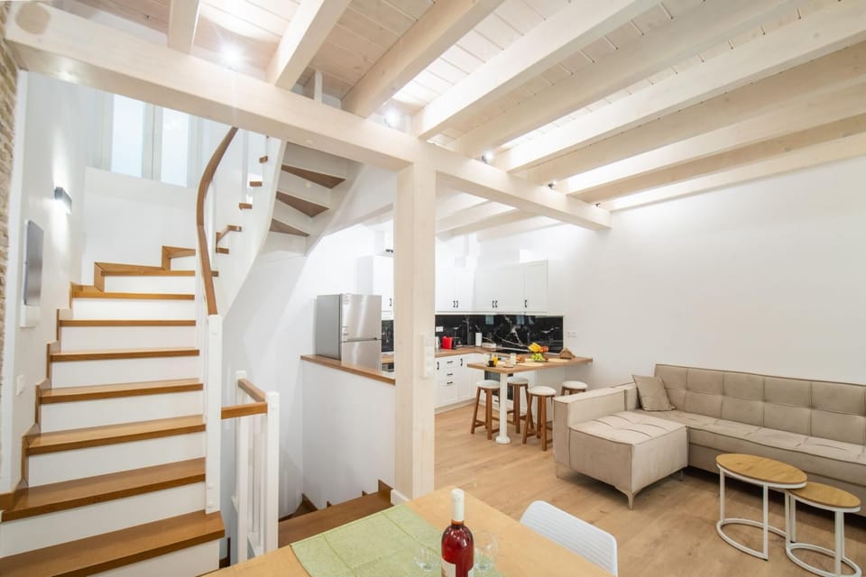 House, Smoking | Interior