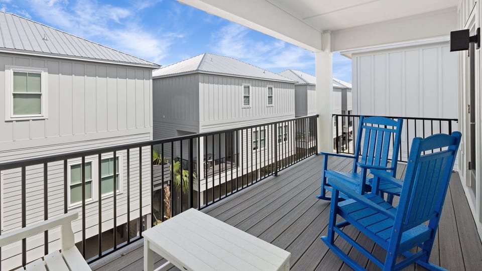 Top Floor Deck