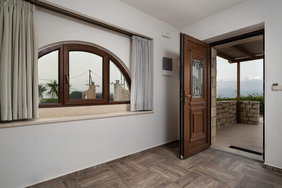 Entrance / Reception