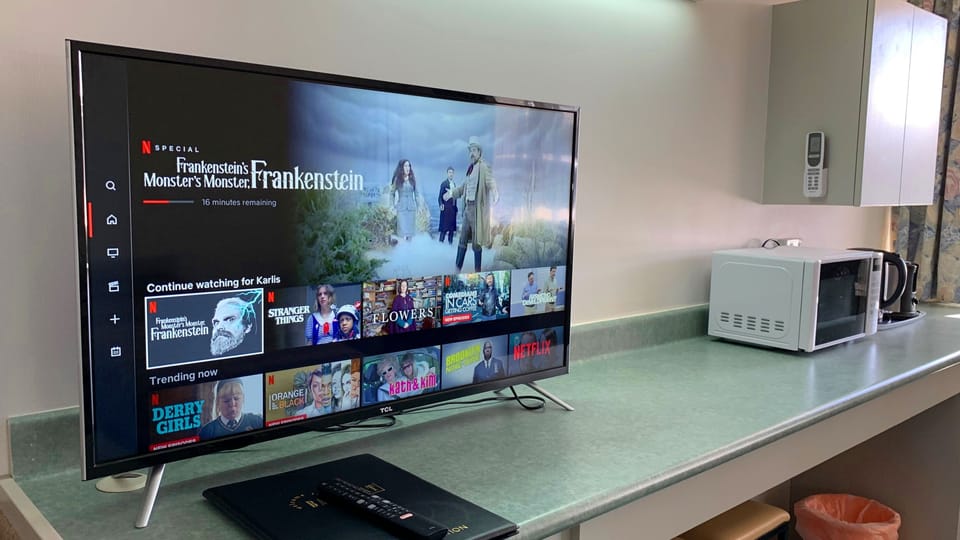Twin Room | Television