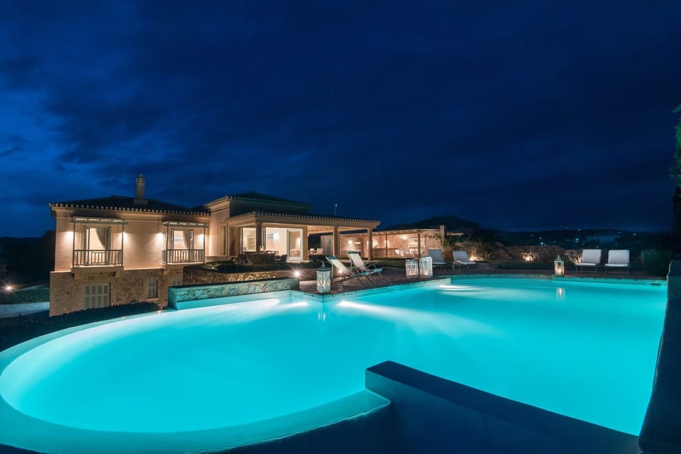 Holiday Home Swimming Pool