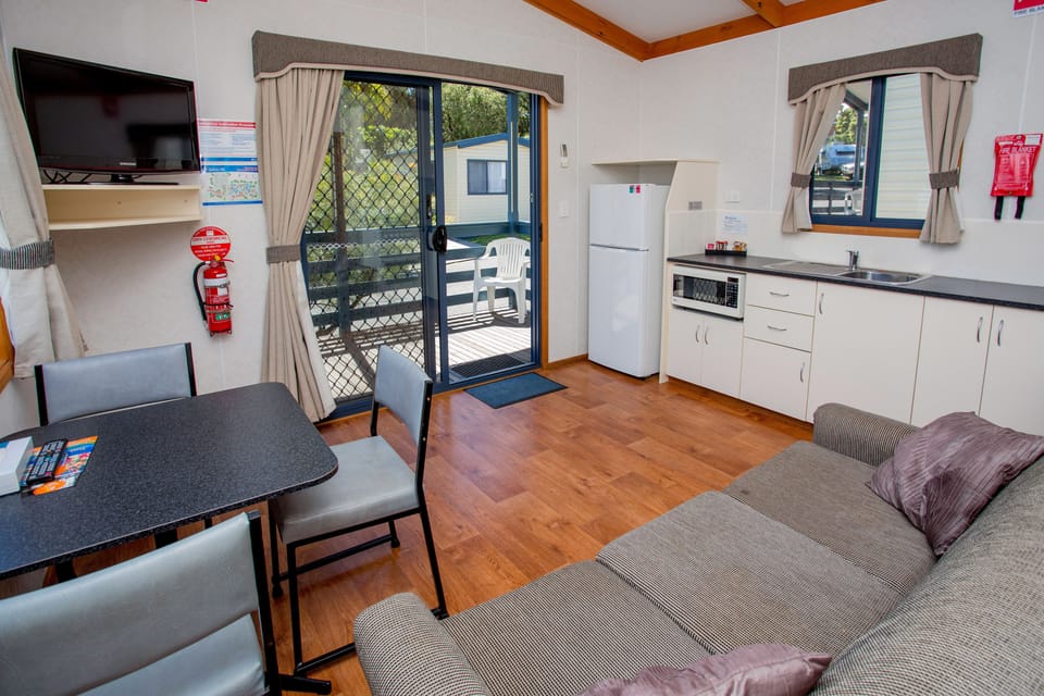 Currawong Cottage | Living area