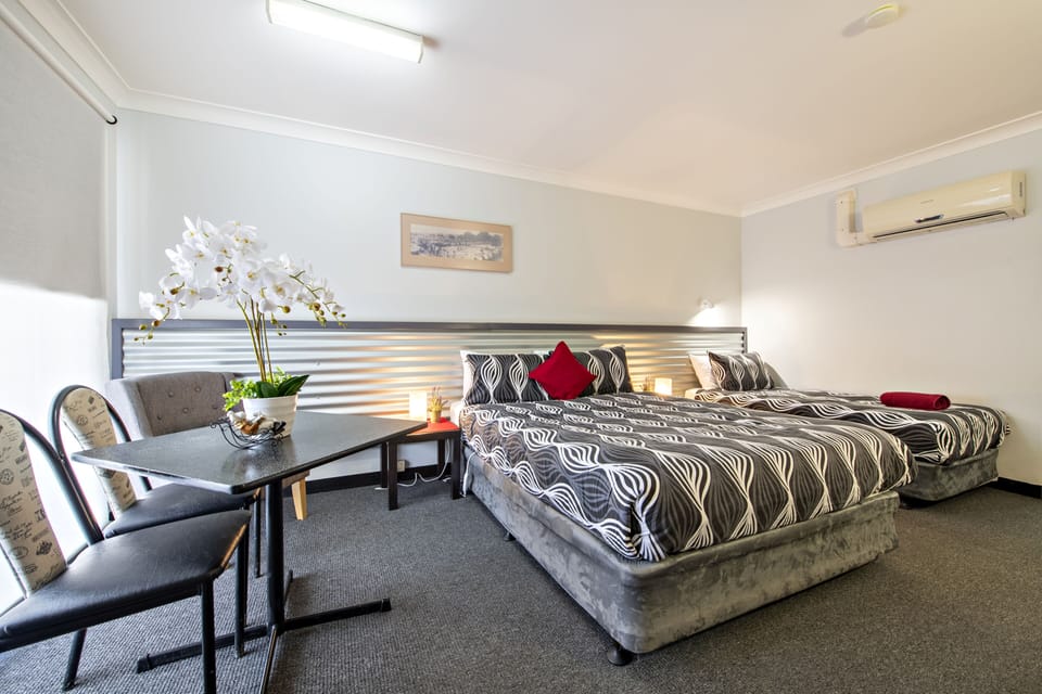 Egyptian cotton sheets, pillowtop beds, desk, soundproofing