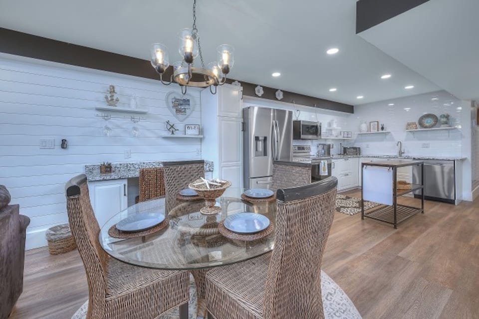 Sit down to a home cooked meal with the whole family.