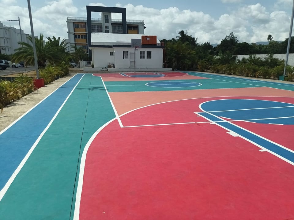 MULTY USE COURT