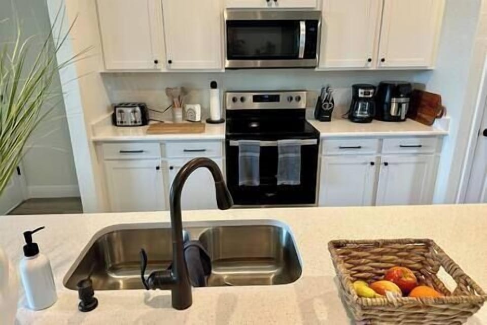 Well-provisioned kitchen