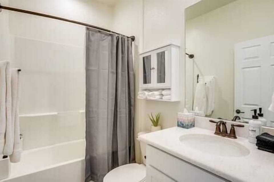 Bathroom 3