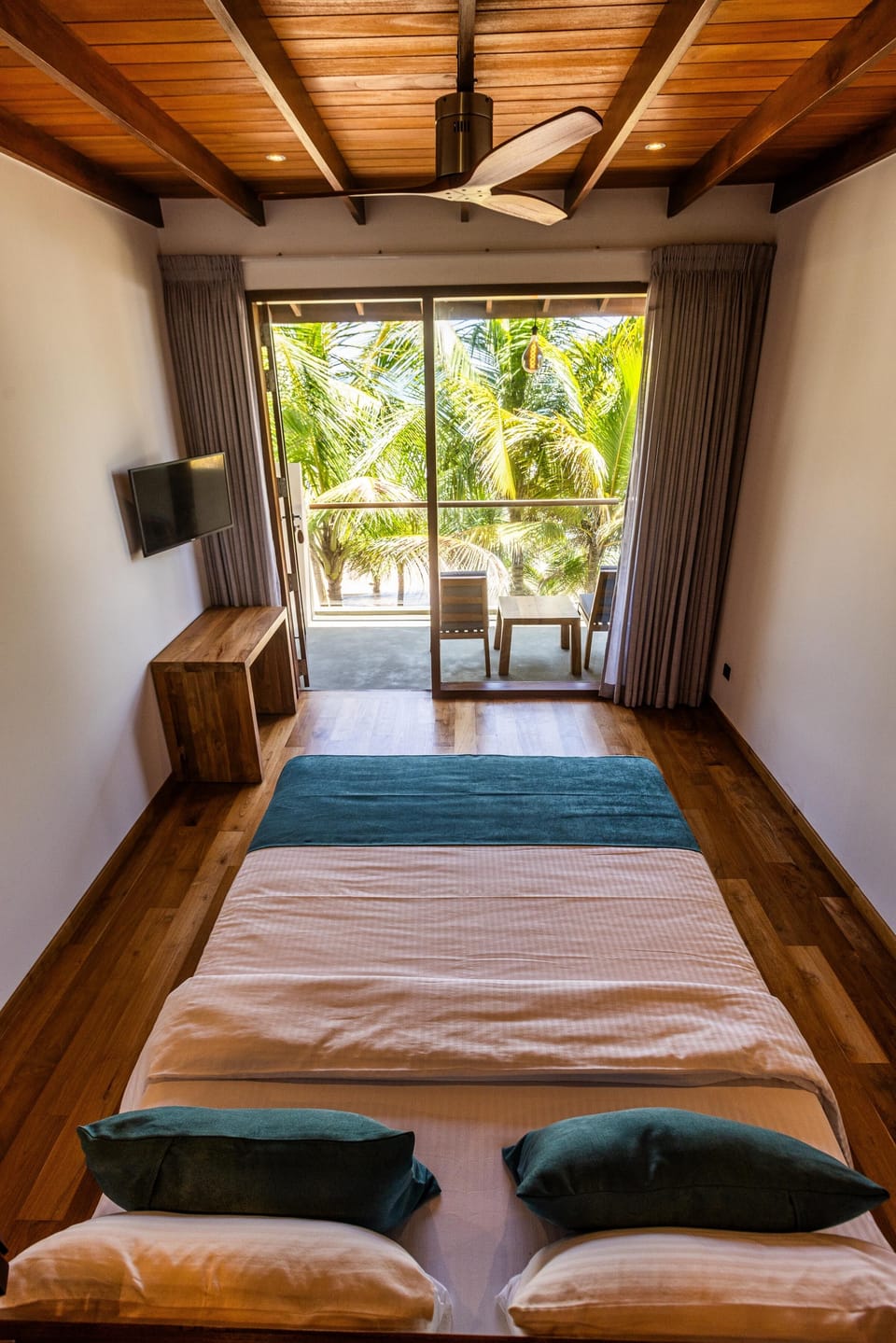 Deluxe Double Room | In-room safe, desk, free WiFi