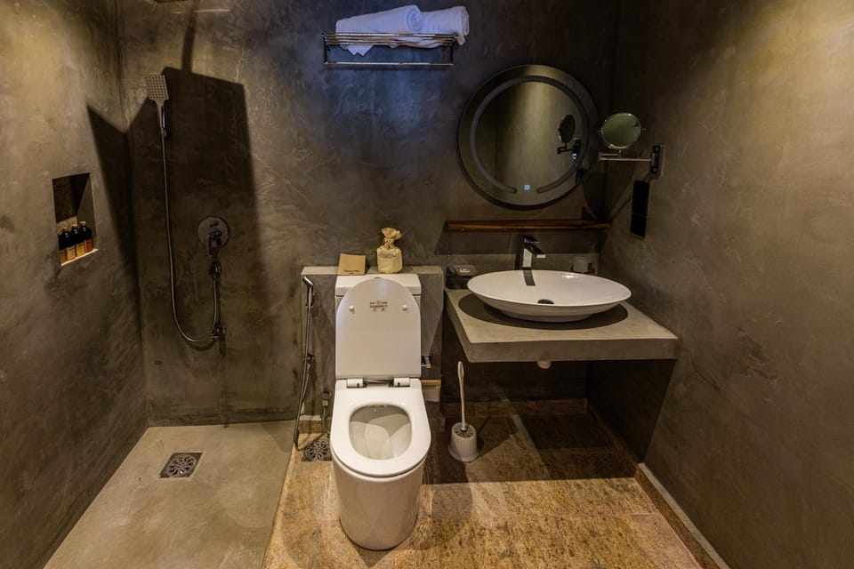 Deluxe Double Room | Bathroom
