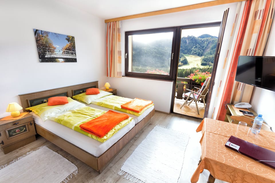 Double or Twin Room, 1 Bedroom, Balcony, Mountain View | Desk, free WiFi, bed sheets