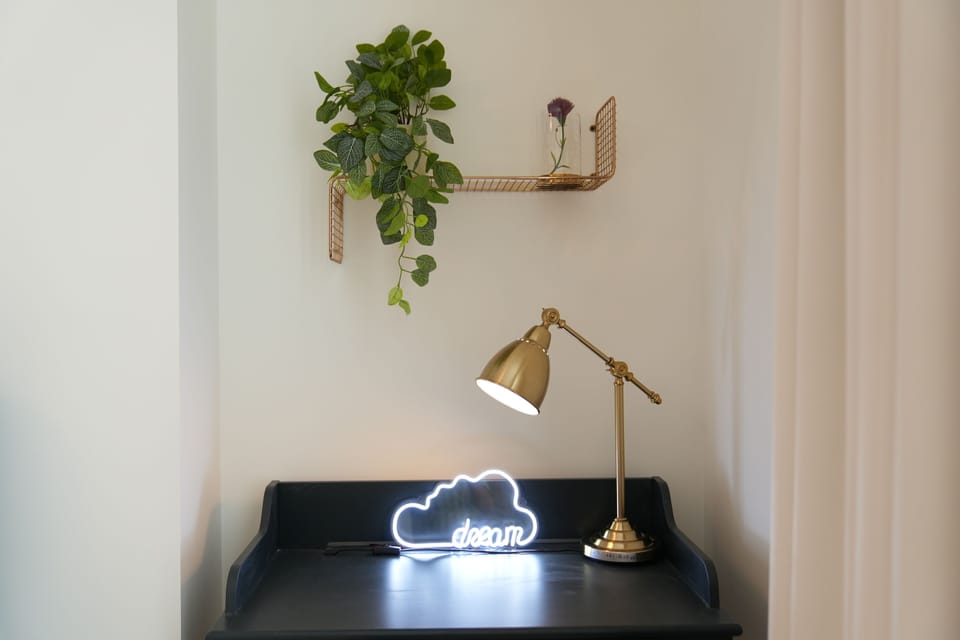 Design Apartment | 1 bedroom, iron/ironing board, WiFi (free), individually decorated