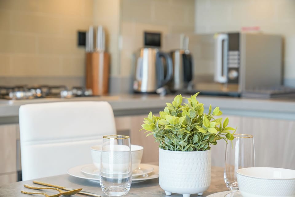 Classic Apartment | Dining room