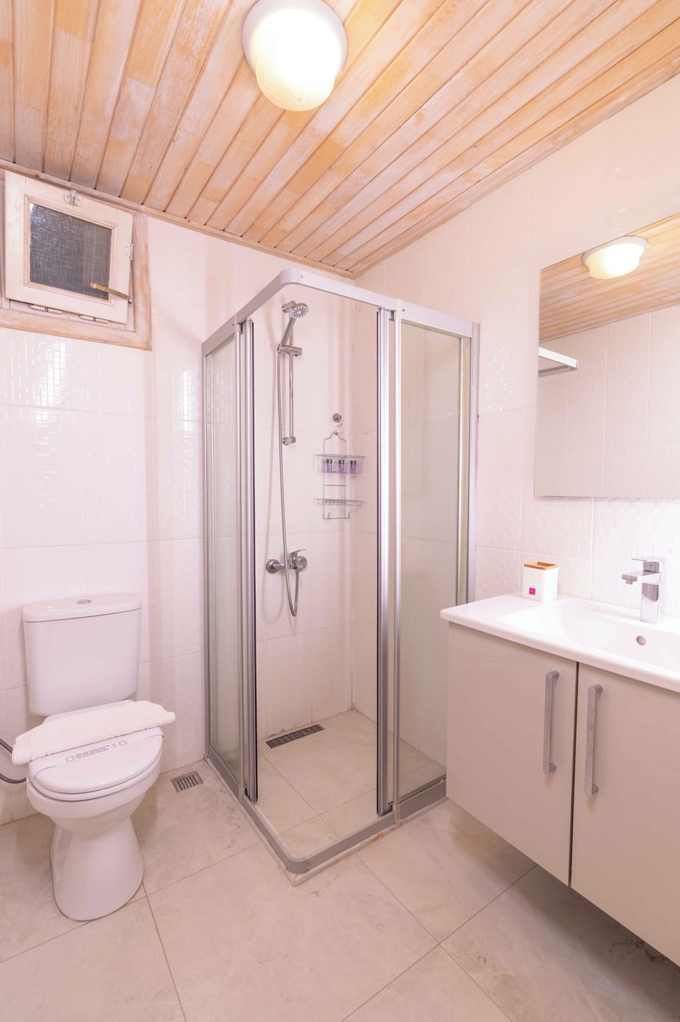 Shower, rainfall showerhead, hair dryer, slippers