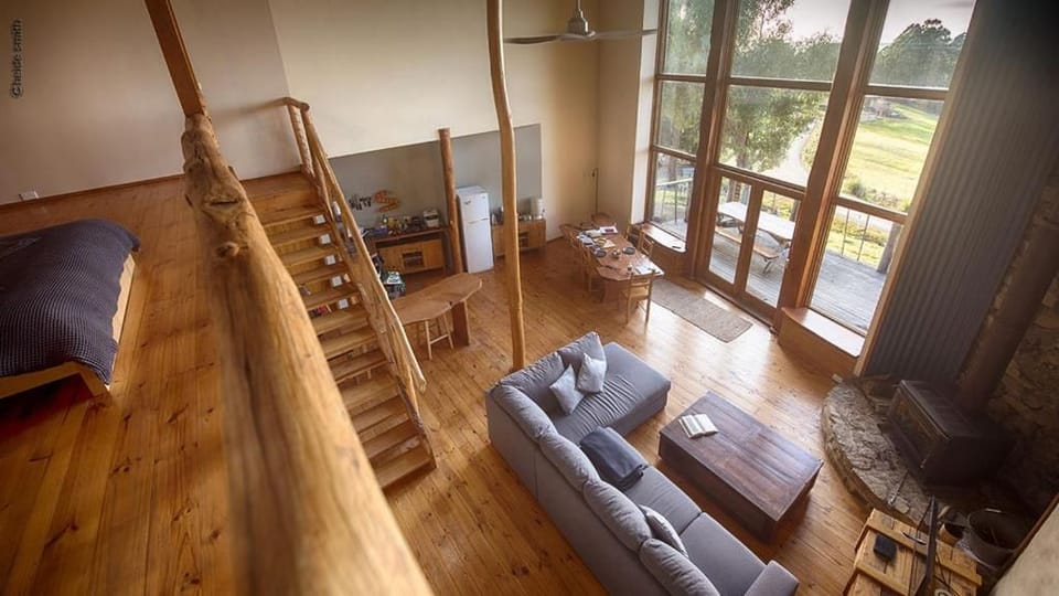 Peppermint Ridge Retreat Hotel in Tasmania