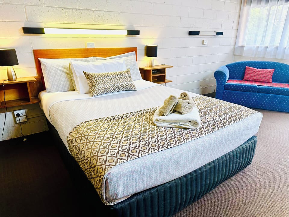 Basic Double Room (Standard Double Room) | Desk, blackout drapes, free WiFi, bed sheets