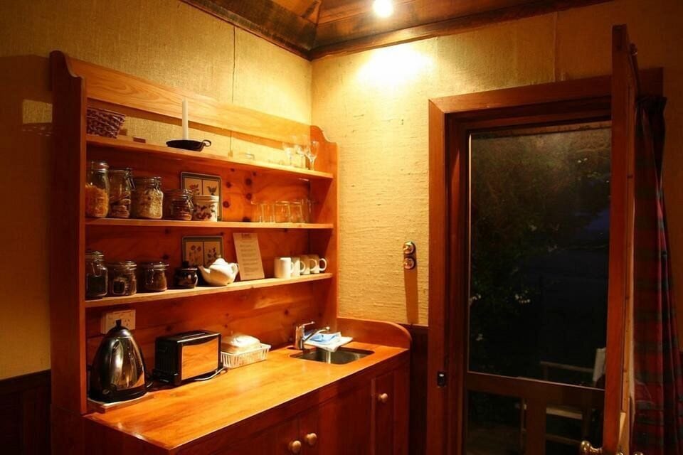 Comfort Apartment | Private kitchen | Fridge, microwave, oven, stovetop